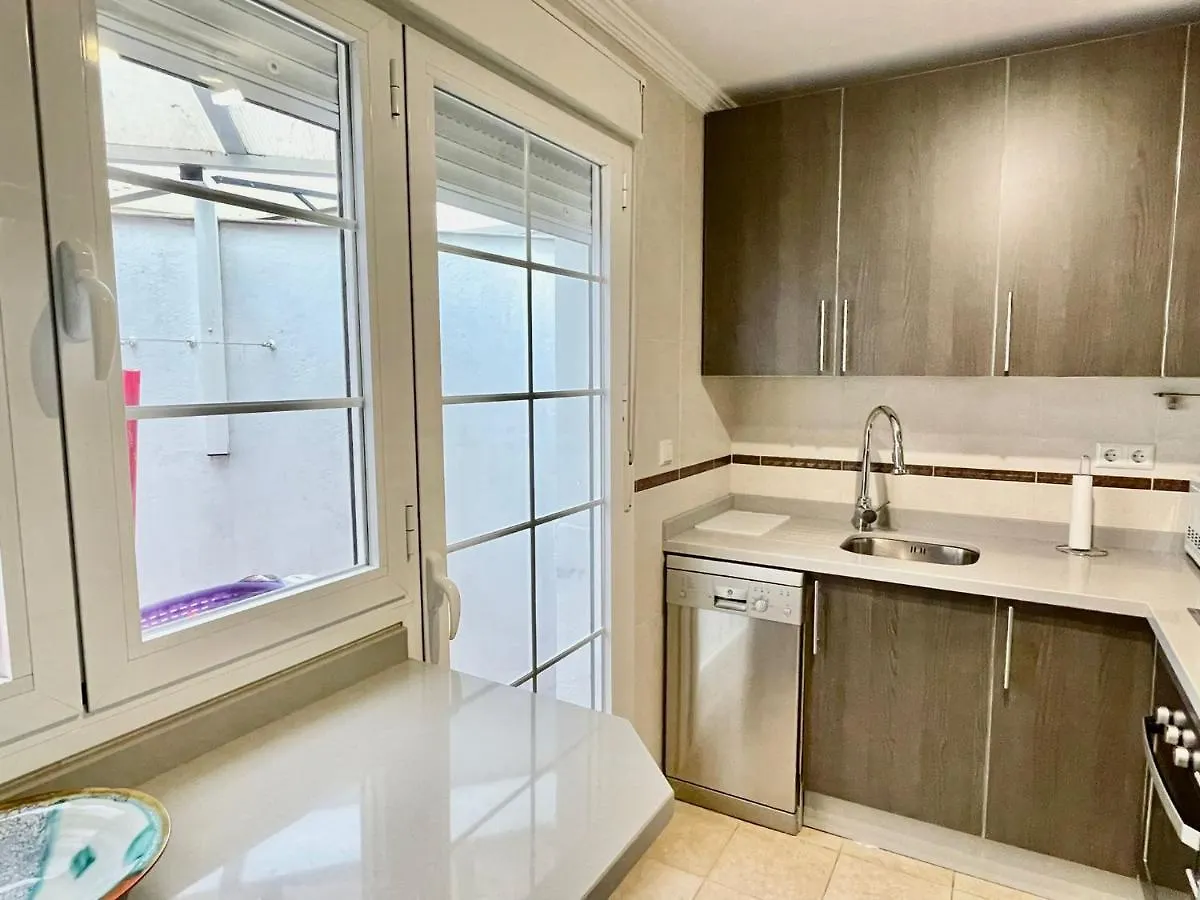 아파트 Apartamento Sevilla En El Centro Con Parking 론다